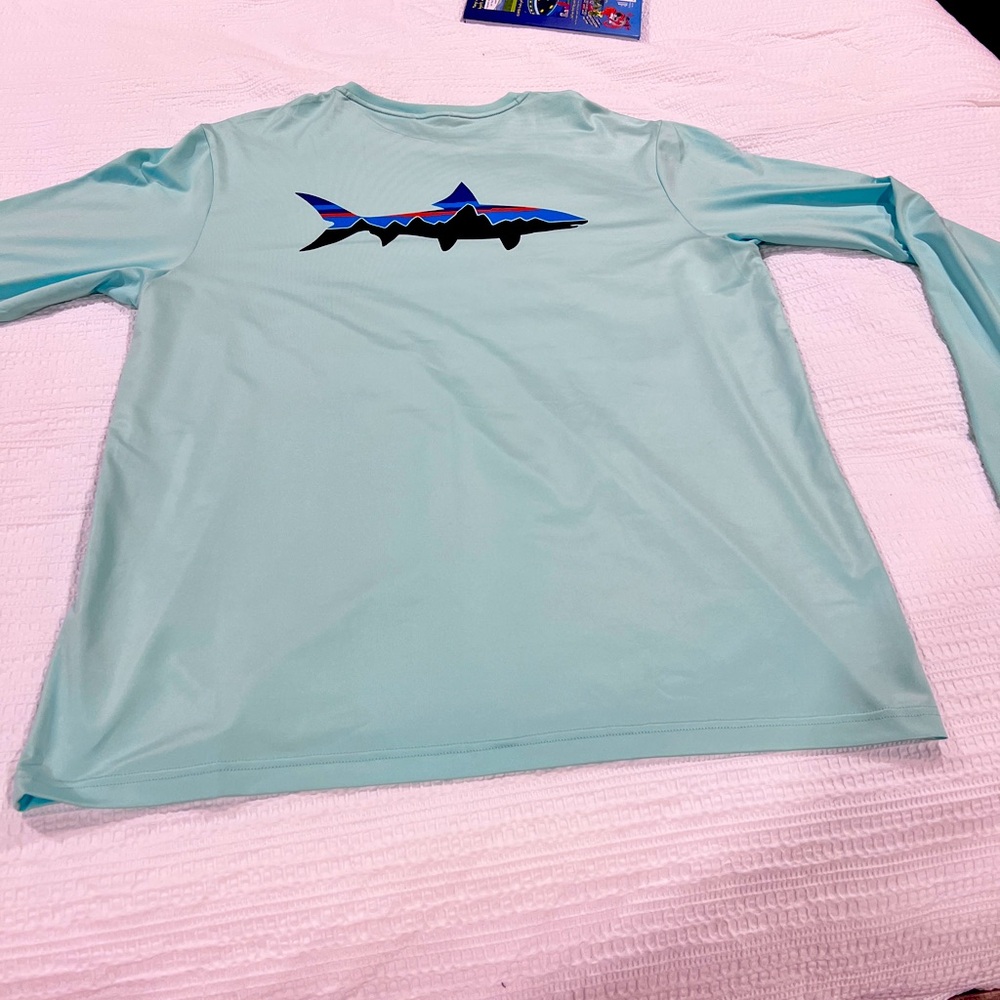 Patagonia - Mens/Unisex Longsleeve Capilene Cool Daily Graphic Shirt - XL
